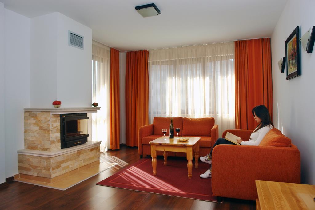 Winslow Infinity Aparthotel 3*