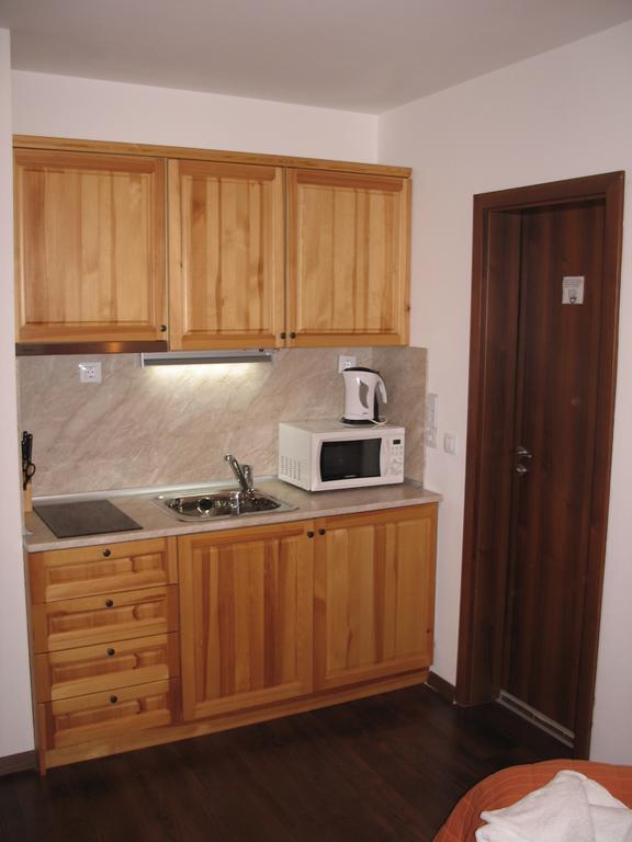 Winslow Infinity Aparthotel
